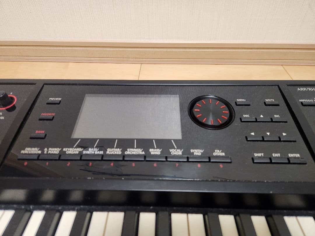 訳あり　Roland FA-08 88鍵 シンセサイザー ケース付　送料込み