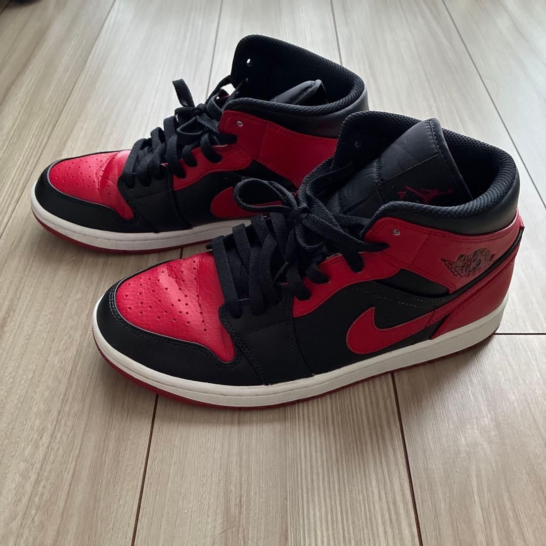 Air Jordan ミッドカットスニーカー 赤/黒