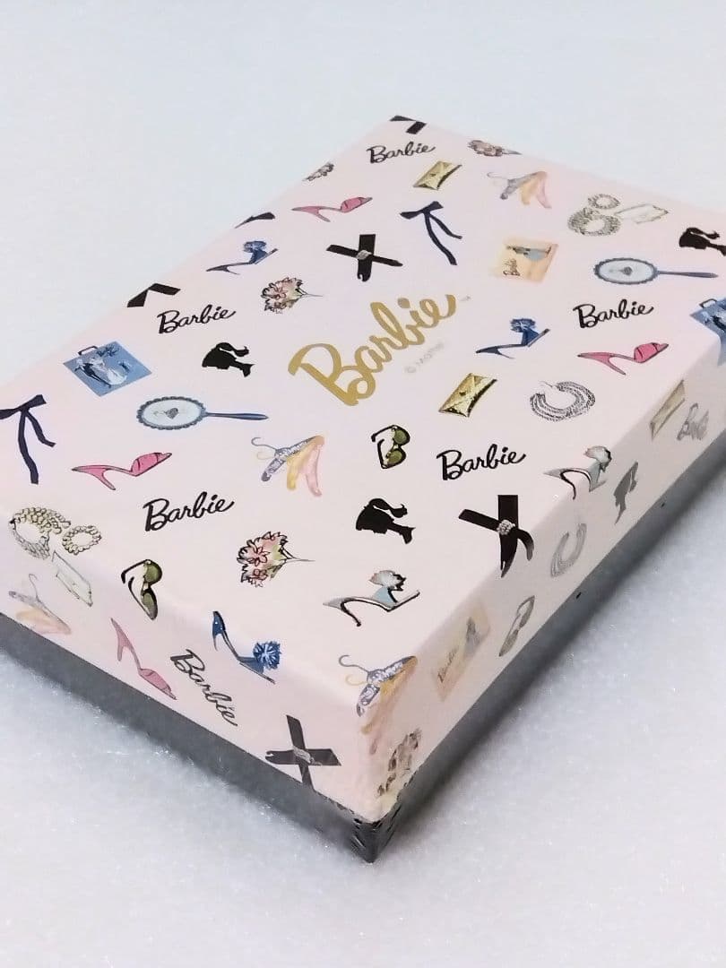 〈新品未開封品〉Barbie バービー トリュフボックス 2柄 12箱