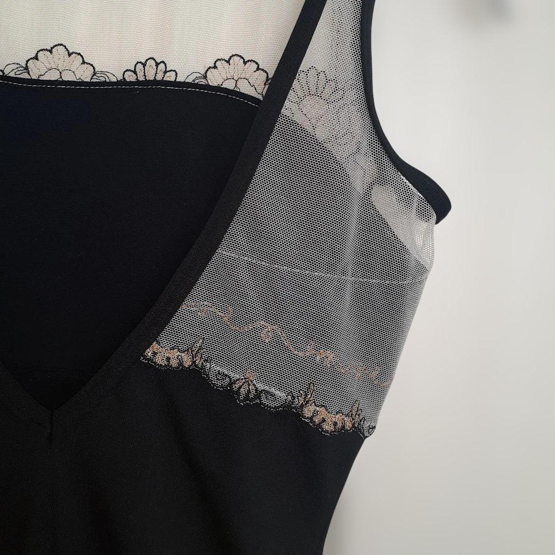 Chacott刺繍入りバレエレオタード