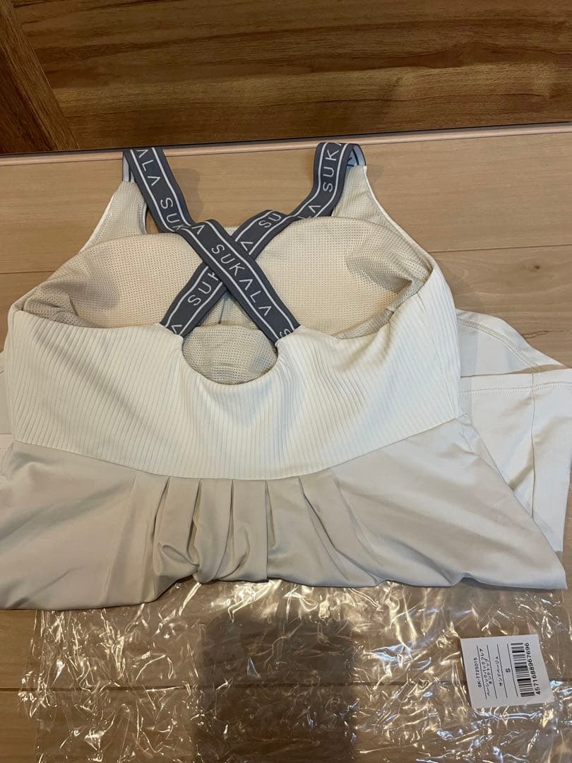 （美品）SUKALAクロスストラップ ホワイト➕ブラックスパッツ2点