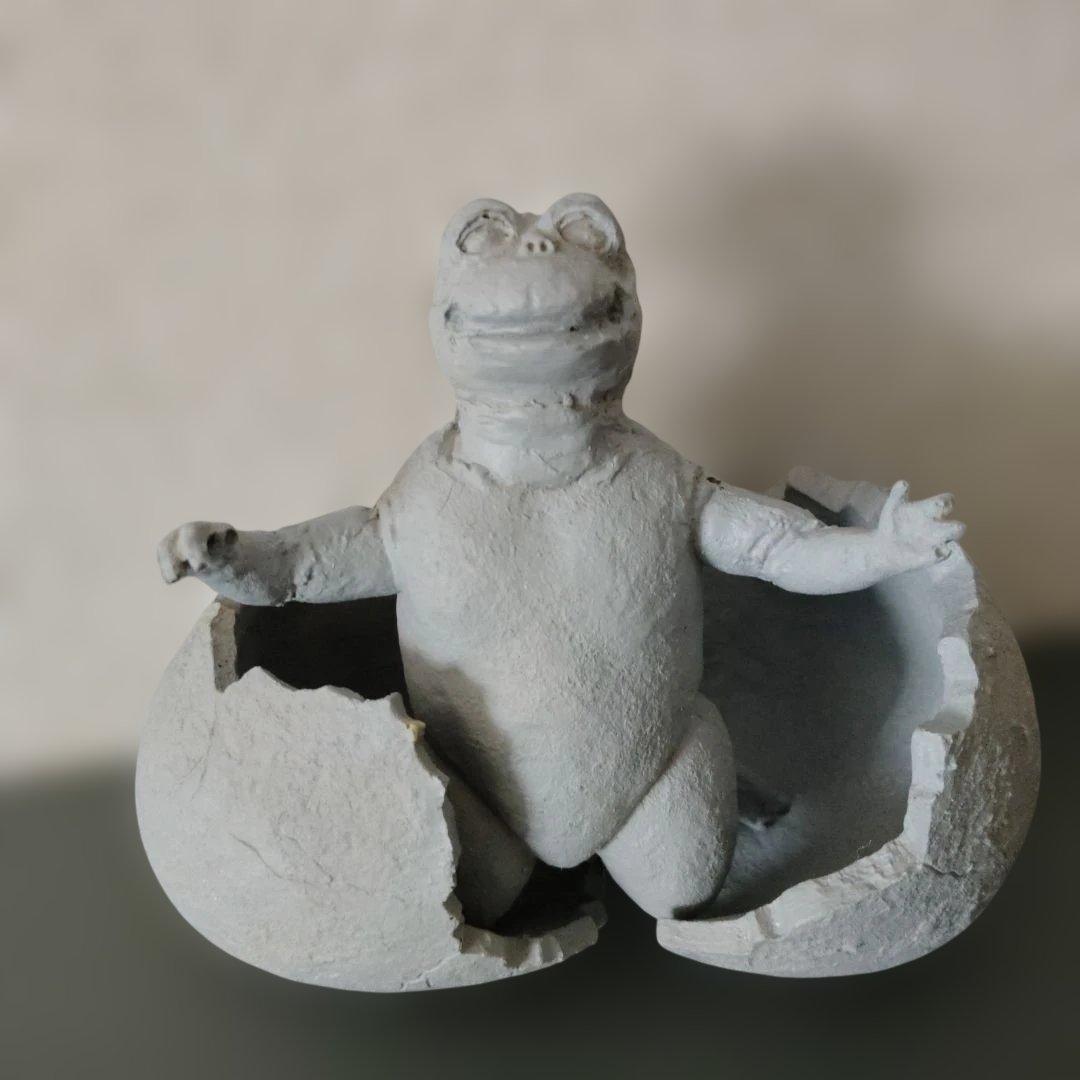 怪獣ガレージキット。ゴジラの息子。卵付きミニラ組み立て済。未塗装！