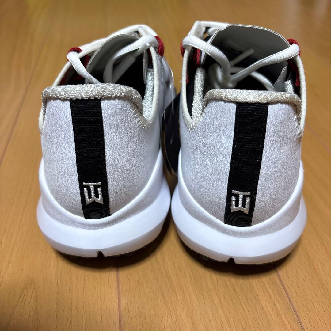 NIKEタイガーウッズTW13ホワイト26.0