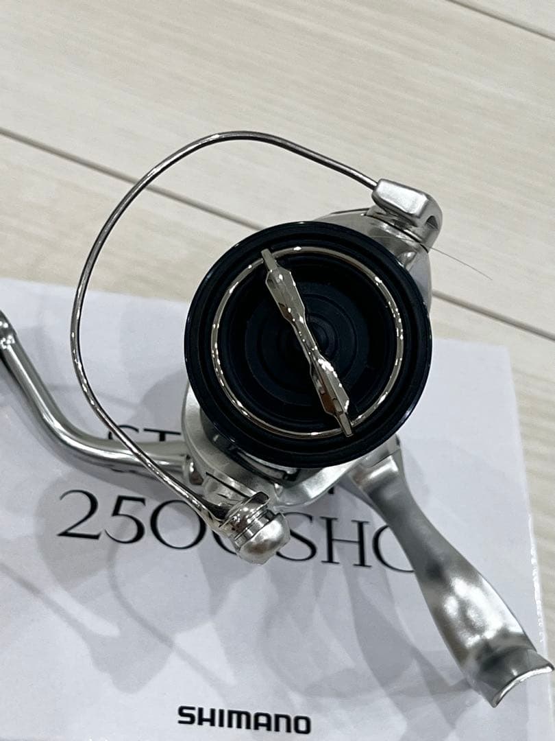 シマノ 19 ストラディック 2500SHG