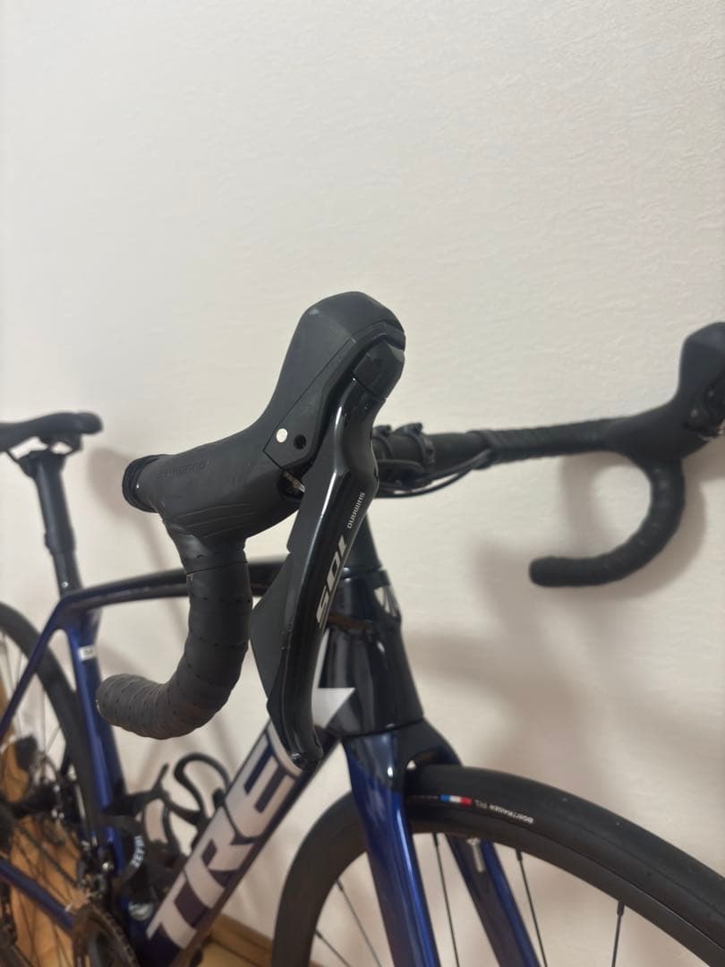 TREK EMONDA SL5 54サイズ　ペダルなし
