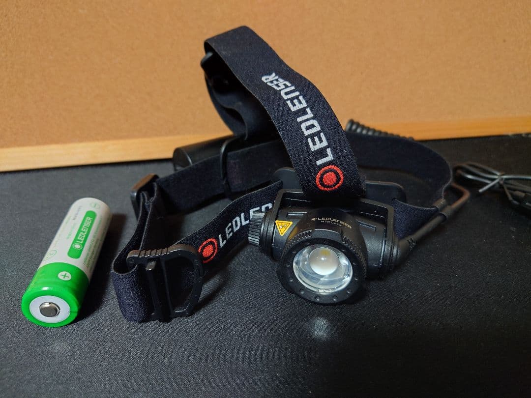 LEDLENSER H7R CORE ヘッドランプ レッドレンザー