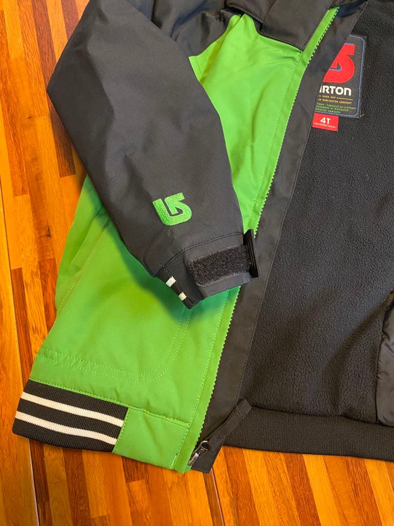 Burton キッズ 4T スノーボードウェア上下セット
