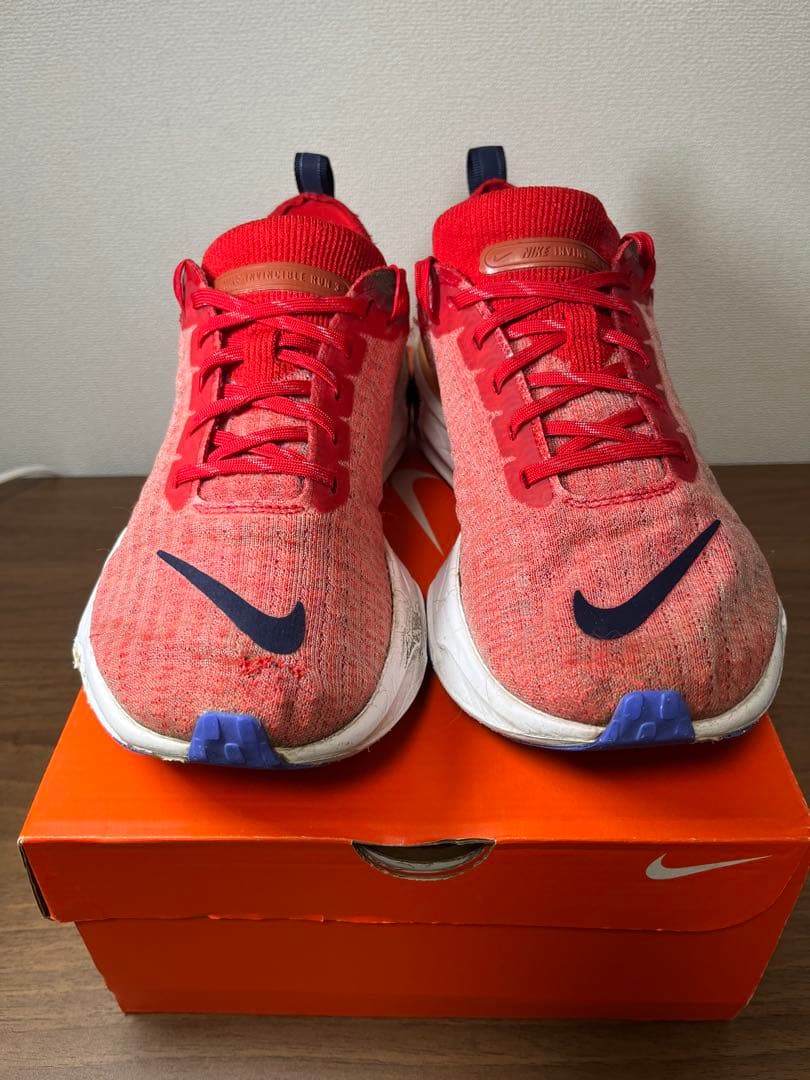 NIKE INVINCIBLE RUN3 27㌢