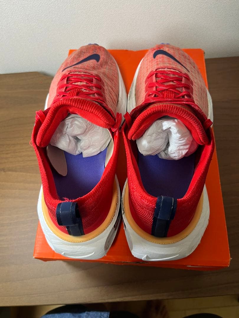 NIKE INVINCIBLE RUN3 27㌢