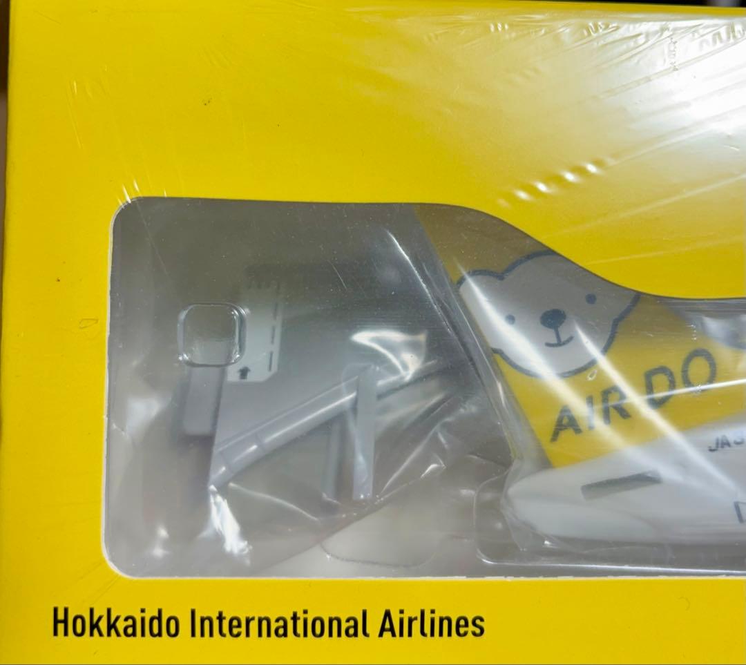 AIR DO Boeing 737-500 JA305K ベア•ドゥドリーム号