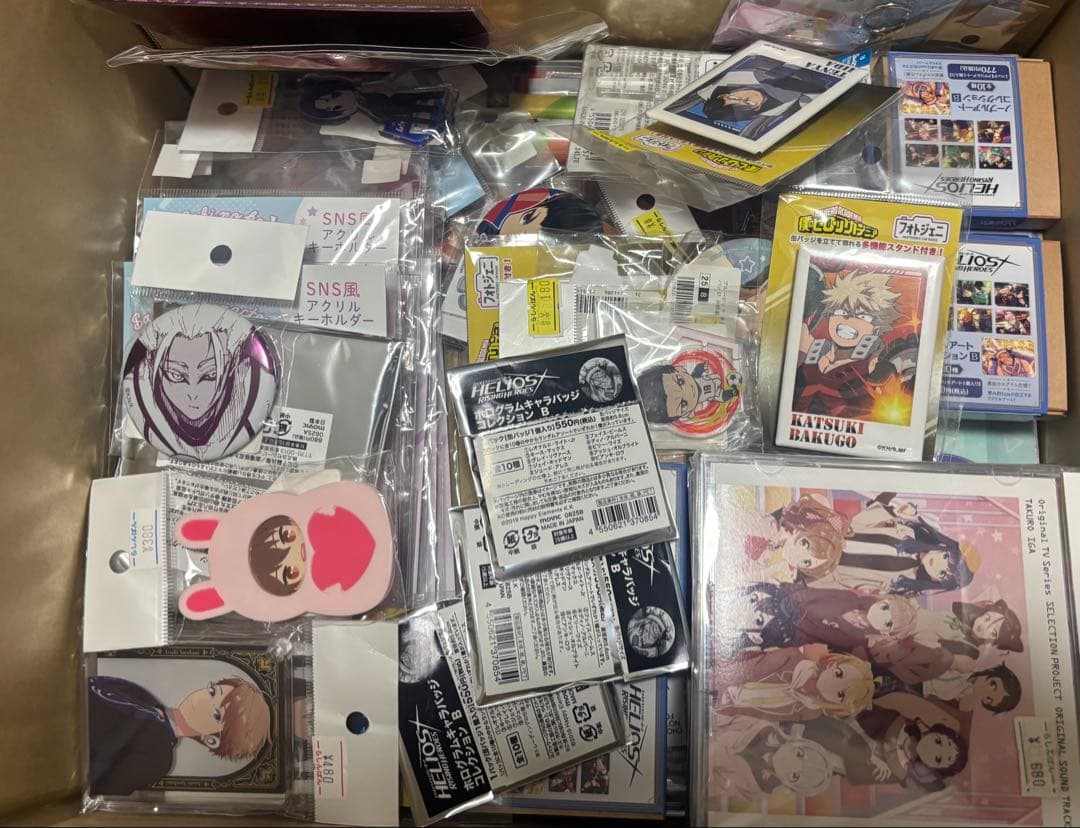 アニメグッズ　まとめ売り　200点以上