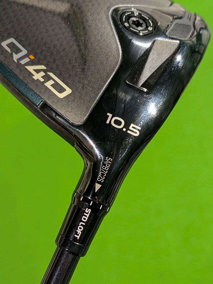 TaylorMade Qi4d ドライバー 10.5° 純正シャフト付