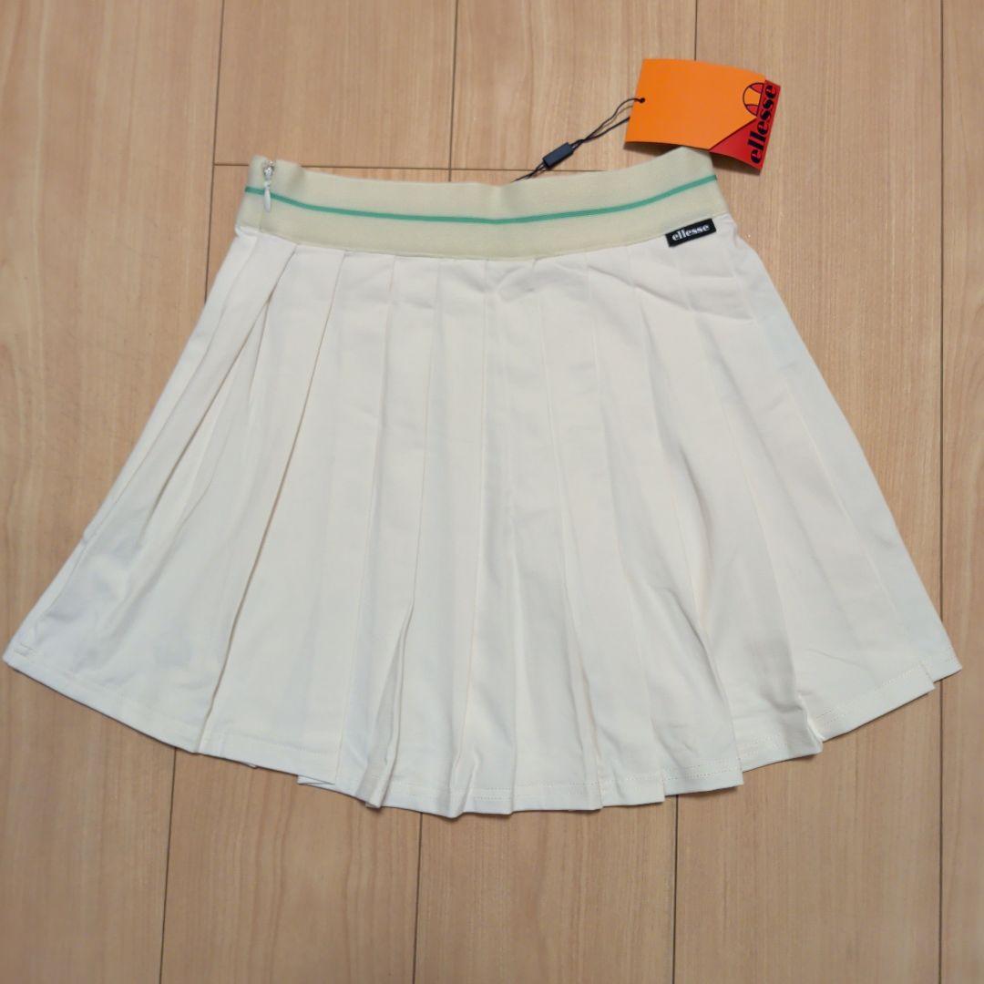☆海外ウェア　ellesse プリーツスカート クリーム　UK-XS