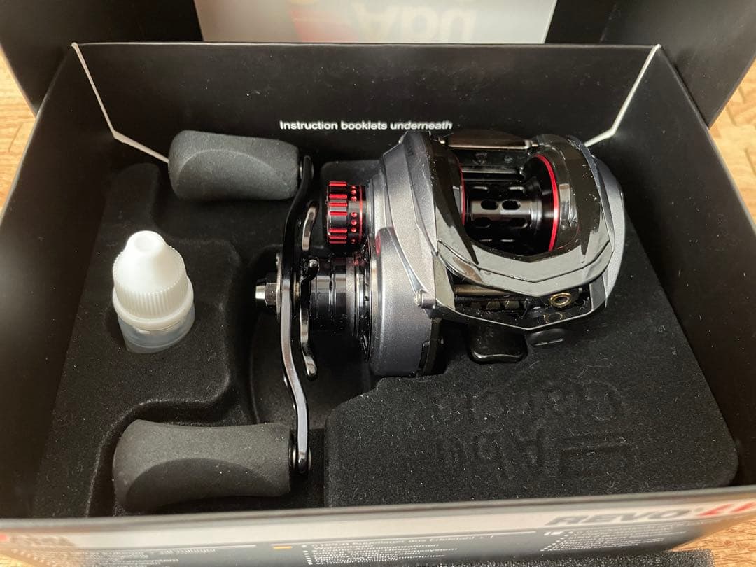 Abu Garcia REVO LT7 リール