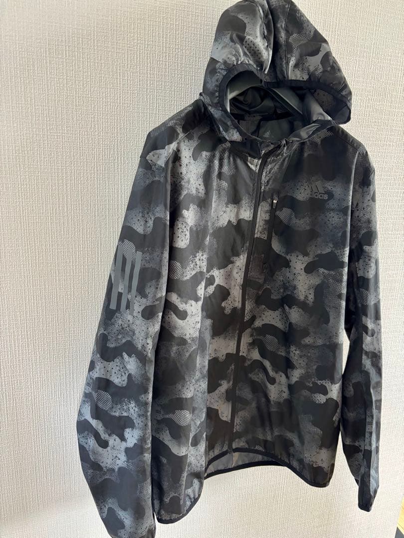 美品 adidas ランニングジャケット M ウインドブレーカー ウェア 黒