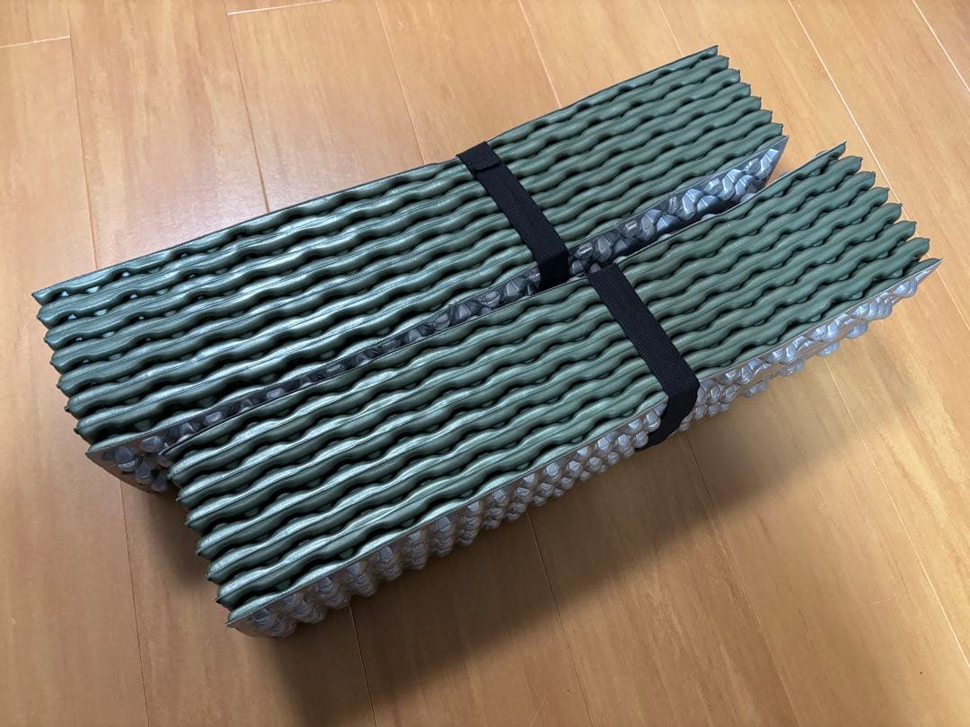 ★送料無料・未使用・登山★お洒落　バンドック スリーピングマット　2個セット