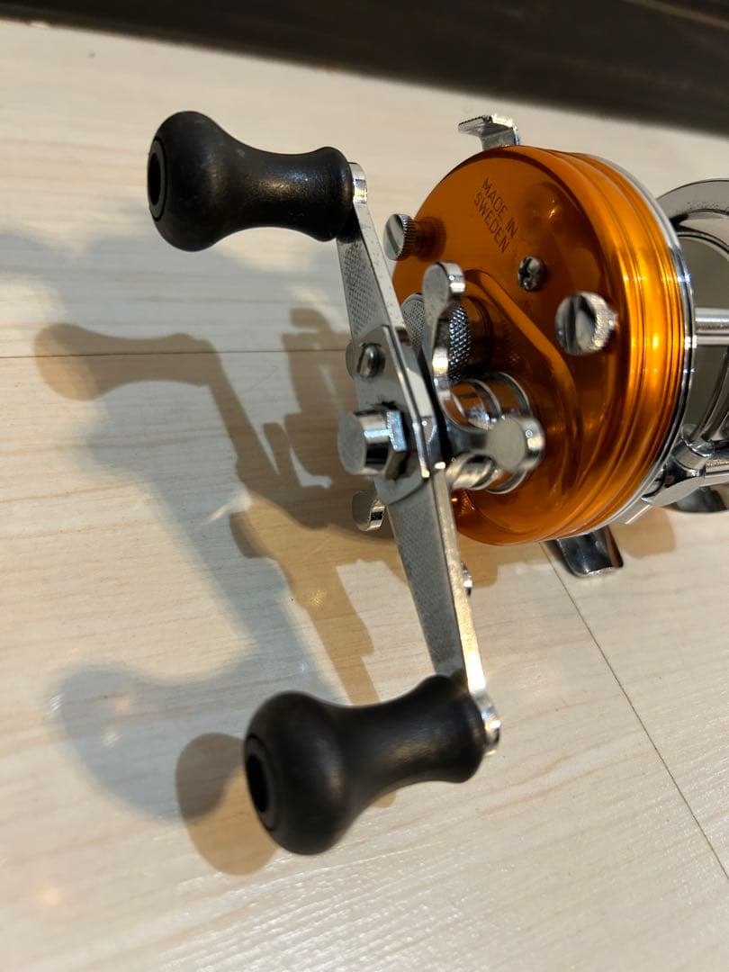 【未使用品】アブガルシア アンバサダー 5500c サンセットオレンジ