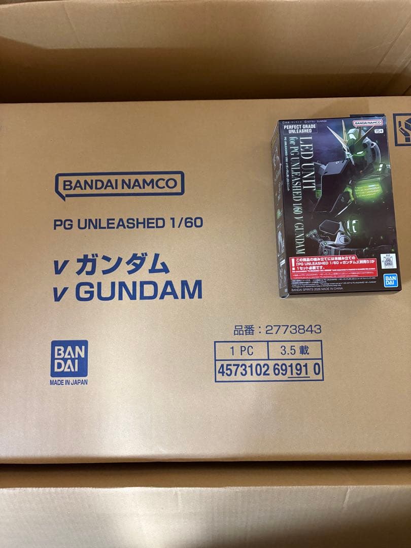 PG UNLEASHED 1/60 νガンダム LEDユニット付き 送料込み