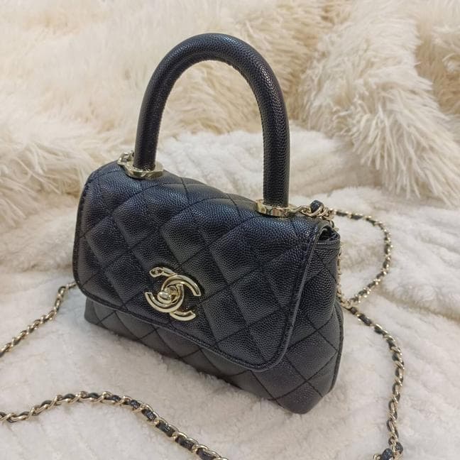 CHANEL ノベルティ ミニ ショルダーバッグ キルティング 2WAY非売品
