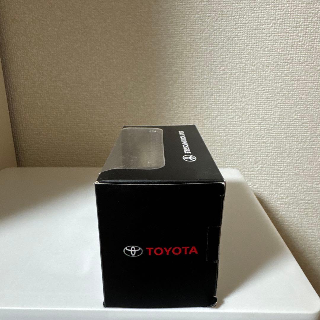 ハリアー ミニカー 80系 黒 プレシャスブラックパール 219【非売品】