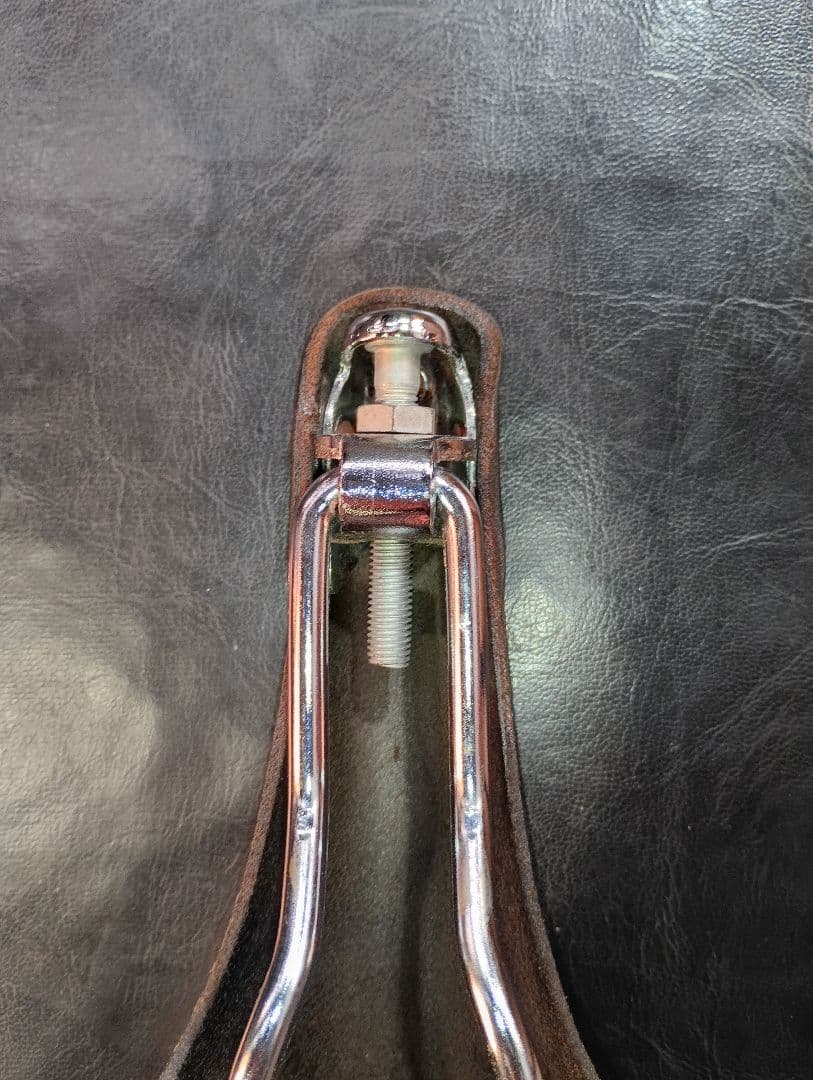Brooks swift 黒 レザー サドル