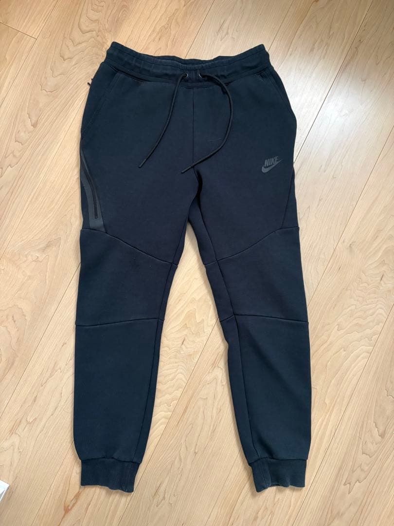 Nike テックフリースセットアップ　上下セット 黒　S ジョガーパンツ