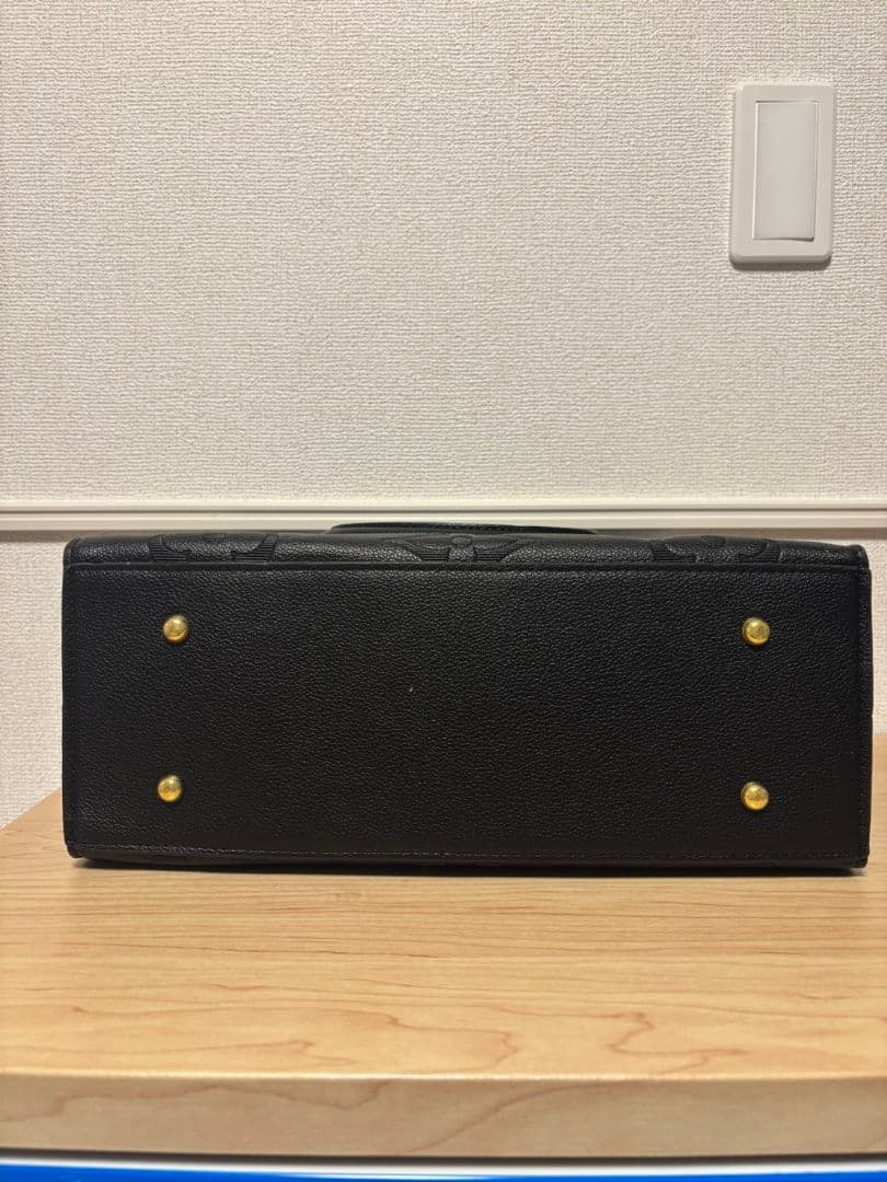 ルイヴィトン★ハンドバッグ LOUIS VUITTON オンザゴー
