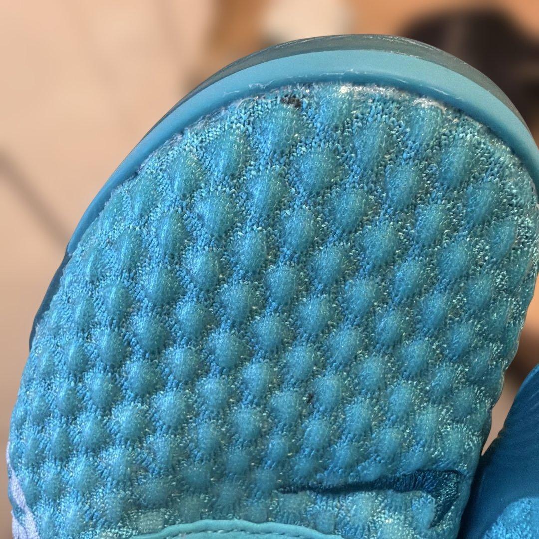 NIKE フットサルシューズ