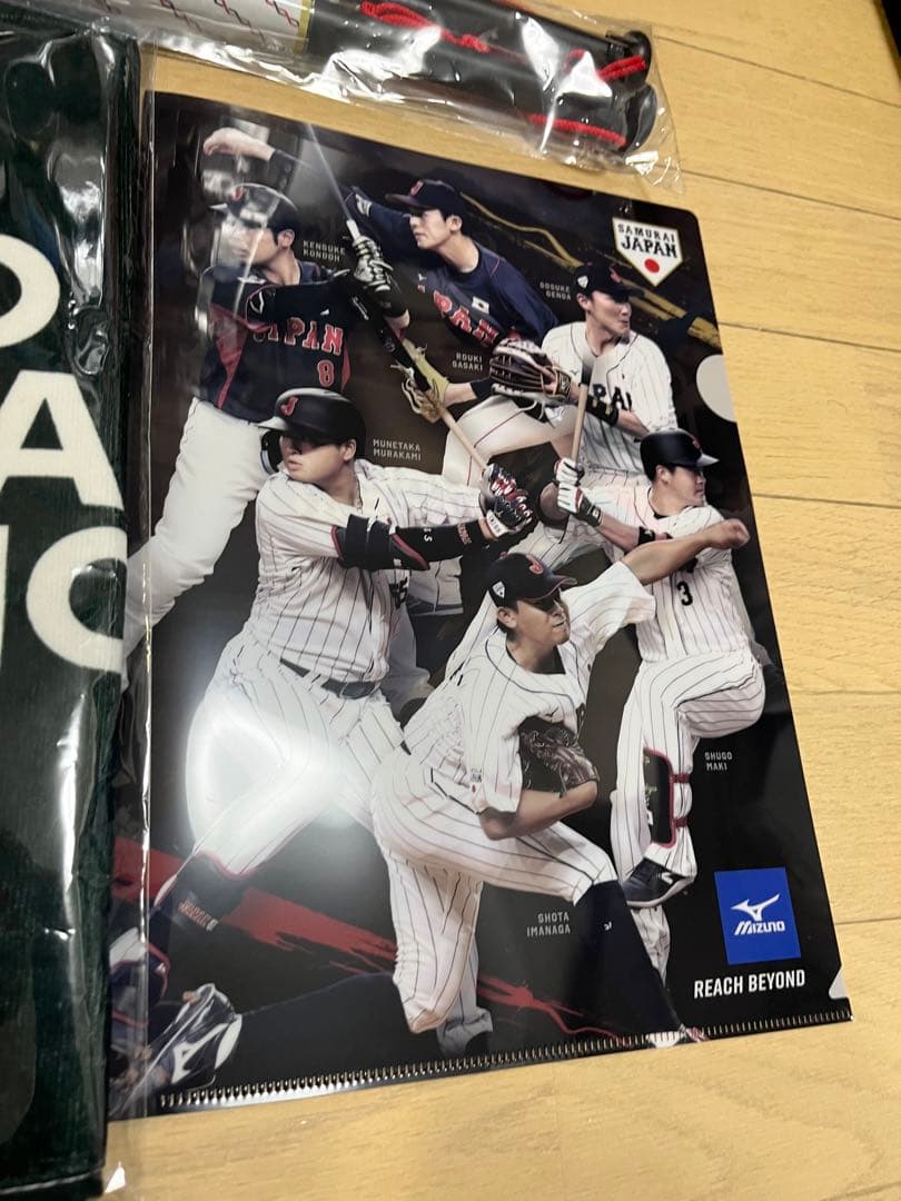 WBC タオル&クリアファイル&カンフーバット