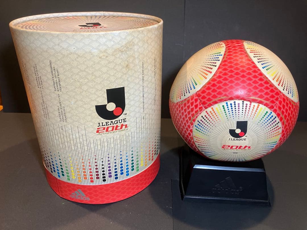 Jリーグ20周年記念 adidas製サッカーボール スタンド付き