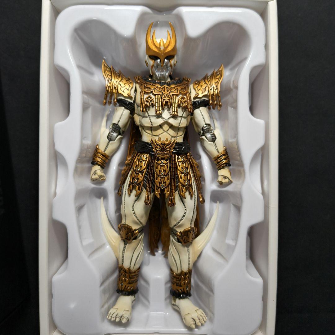 S.H.Figuarts ン・ダグバ・ゼバ 真骨彫製法（仮面ライダークウガ）中古