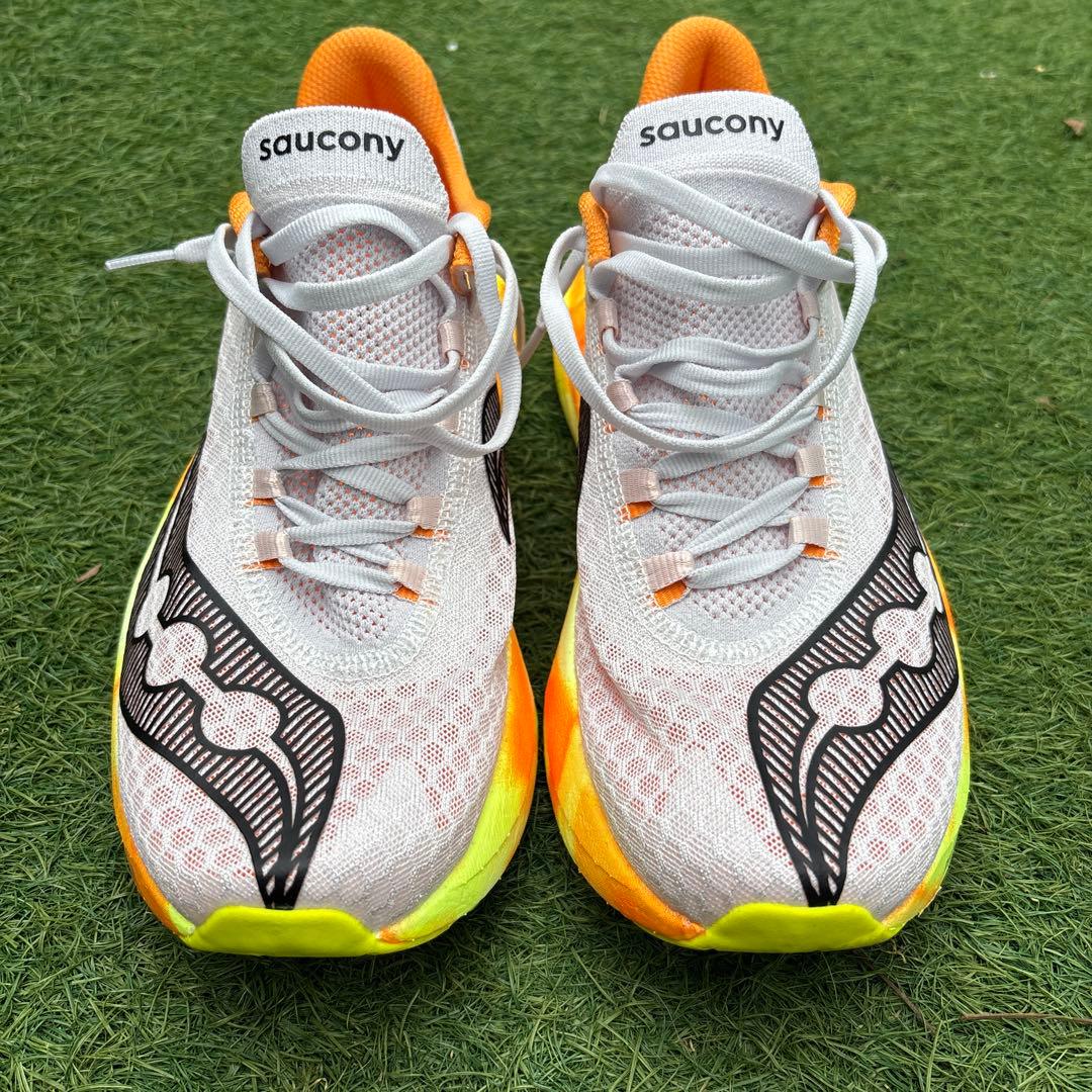 スパイク・シューズ Saucony Endorphin Pro 4 26.5cm