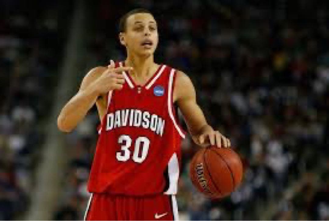 【レア物】NBA（NCAA）ユニフォーム S.CURRY（デビッドソン大）#30