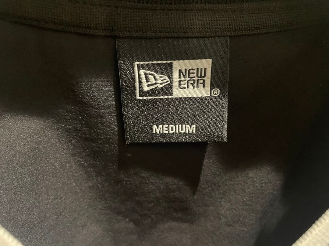 美品！NEW ERA ゴルフウインドブレーカージャケット 黒