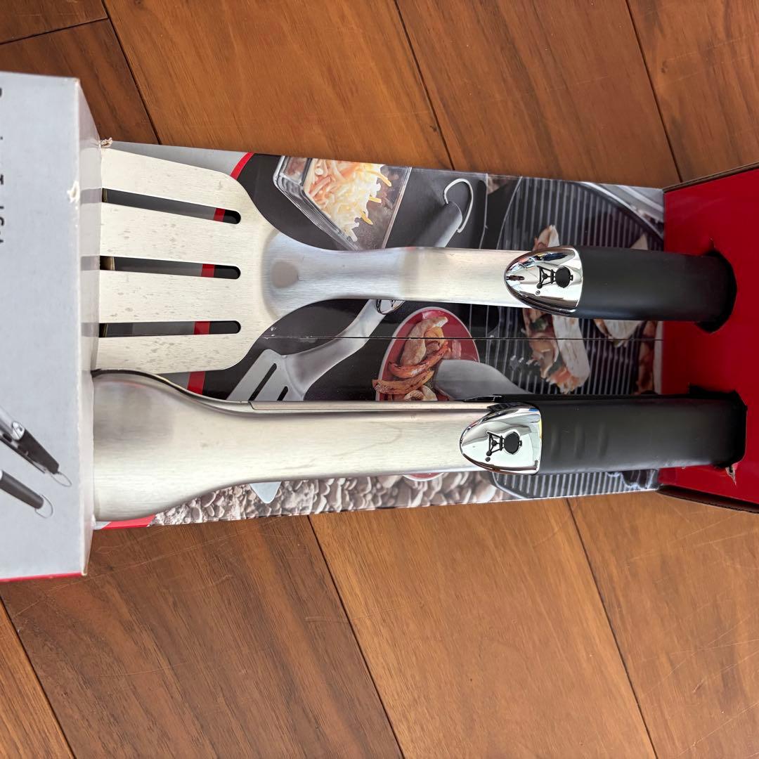新品未使用　Weber ツールセットとミトン