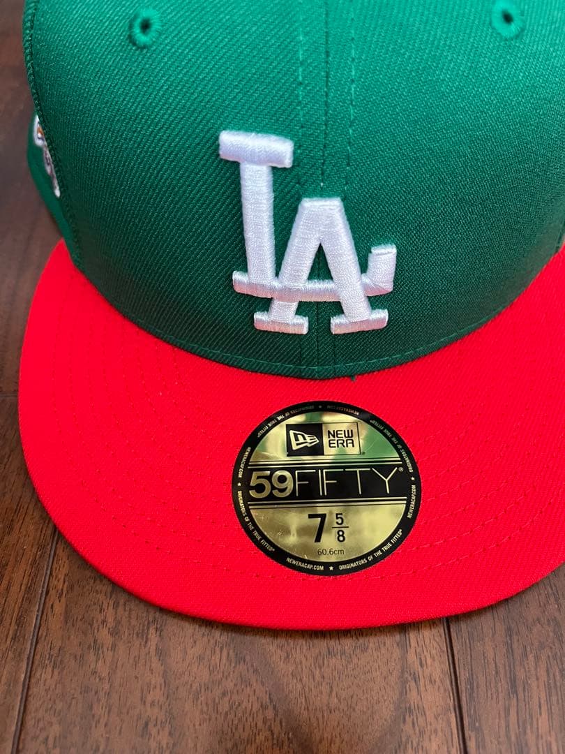 応援グッズ 7 5/8 UNDEFEATED x Los Angeles Dodgers