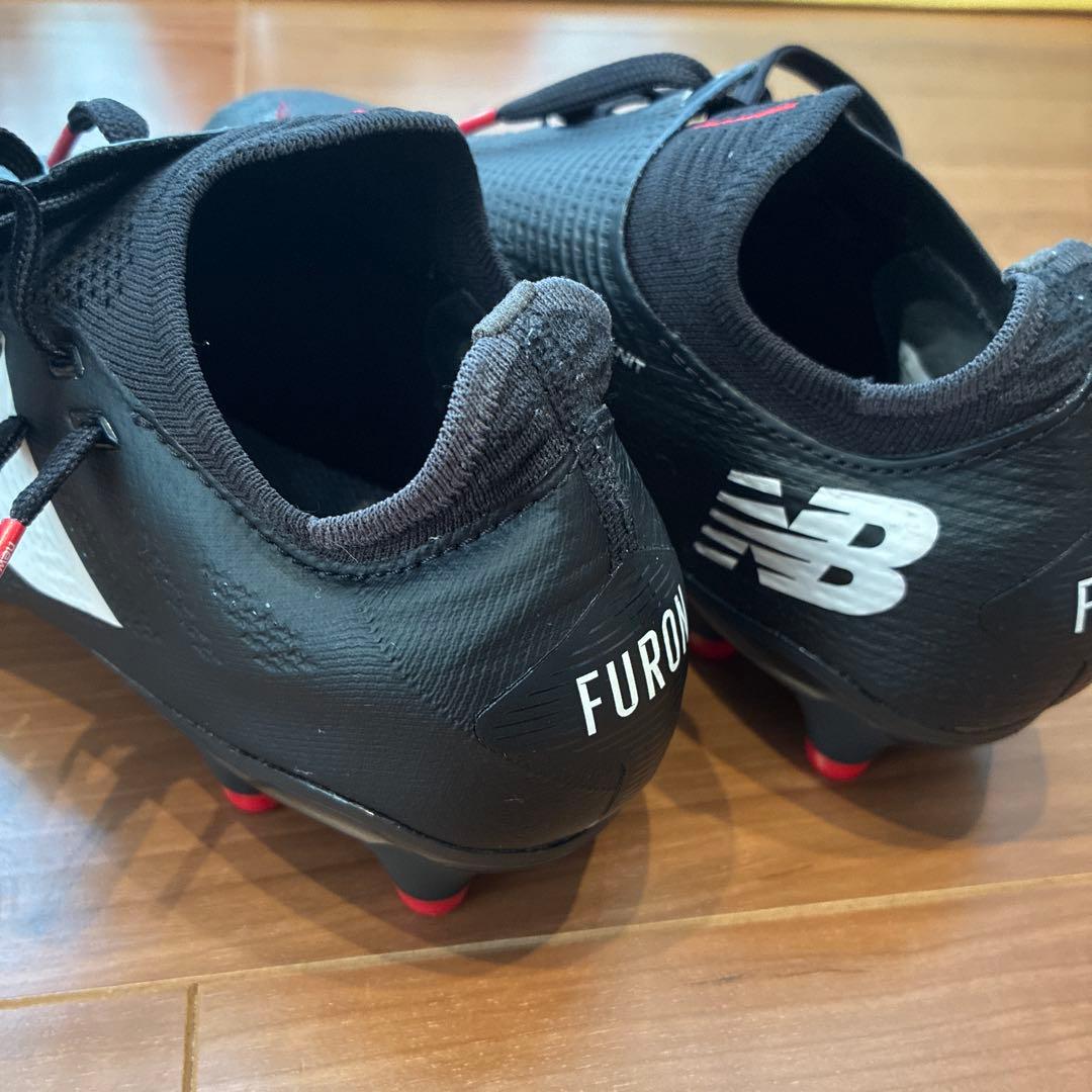 Furon ブラック サッカーシューズ