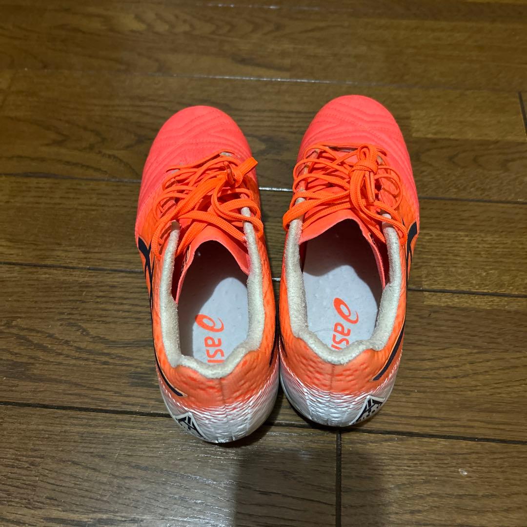 アシックス ウルトレッツァ ai 24.5