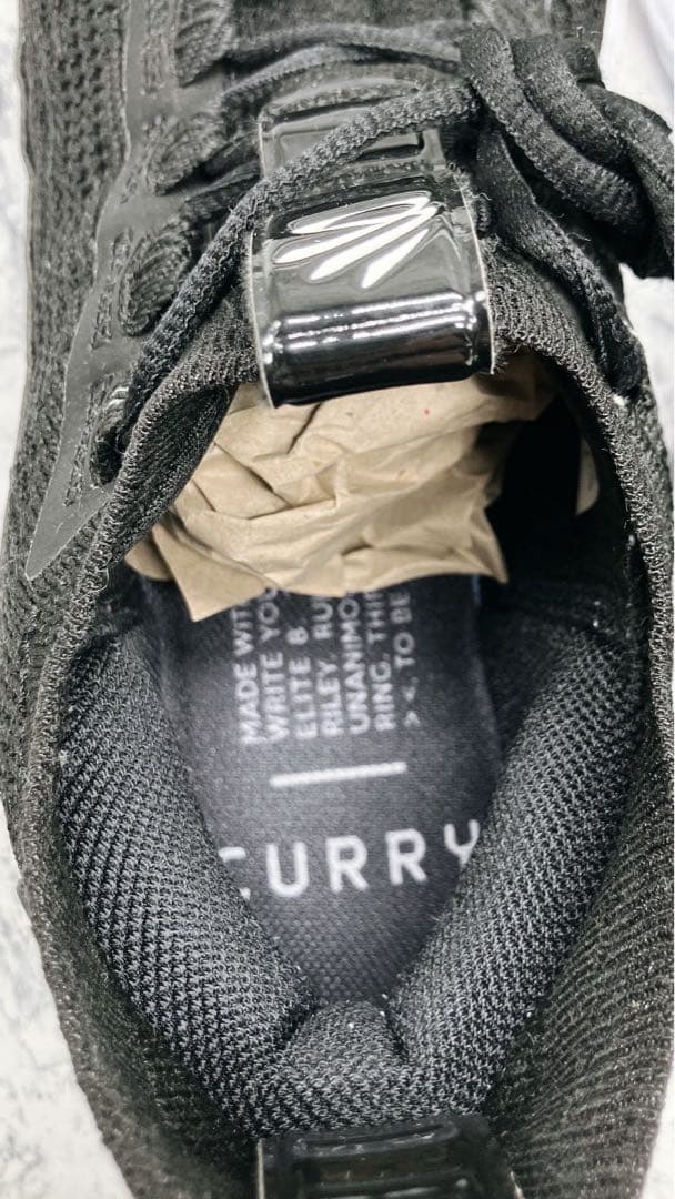 【美品】UNDERARMOUR アンダーアーマー CURRY8 カリー8