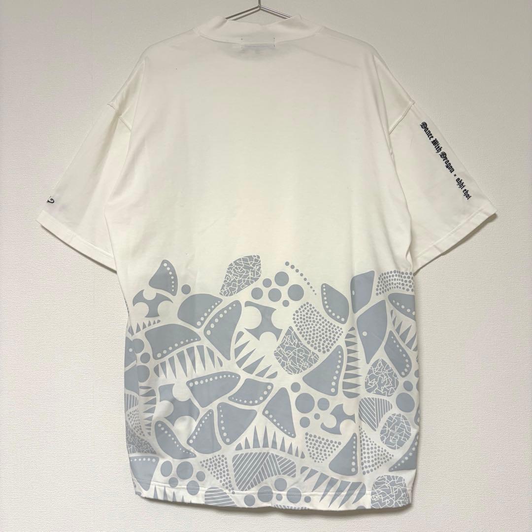 DANCE WITH DRAGON× Ahhi Choi モックネックTシャツ