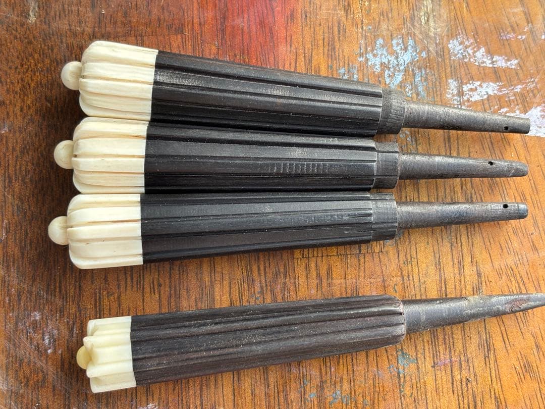 売切れごめん※既に非売品※ レアな天然素材太めカラクイ　沖縄三線用　糸巻き