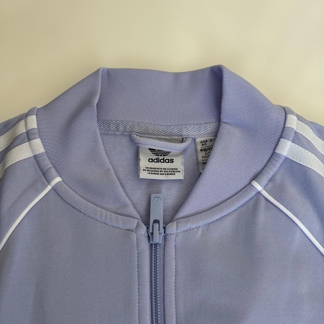 adidas トラックジャケット　レディース