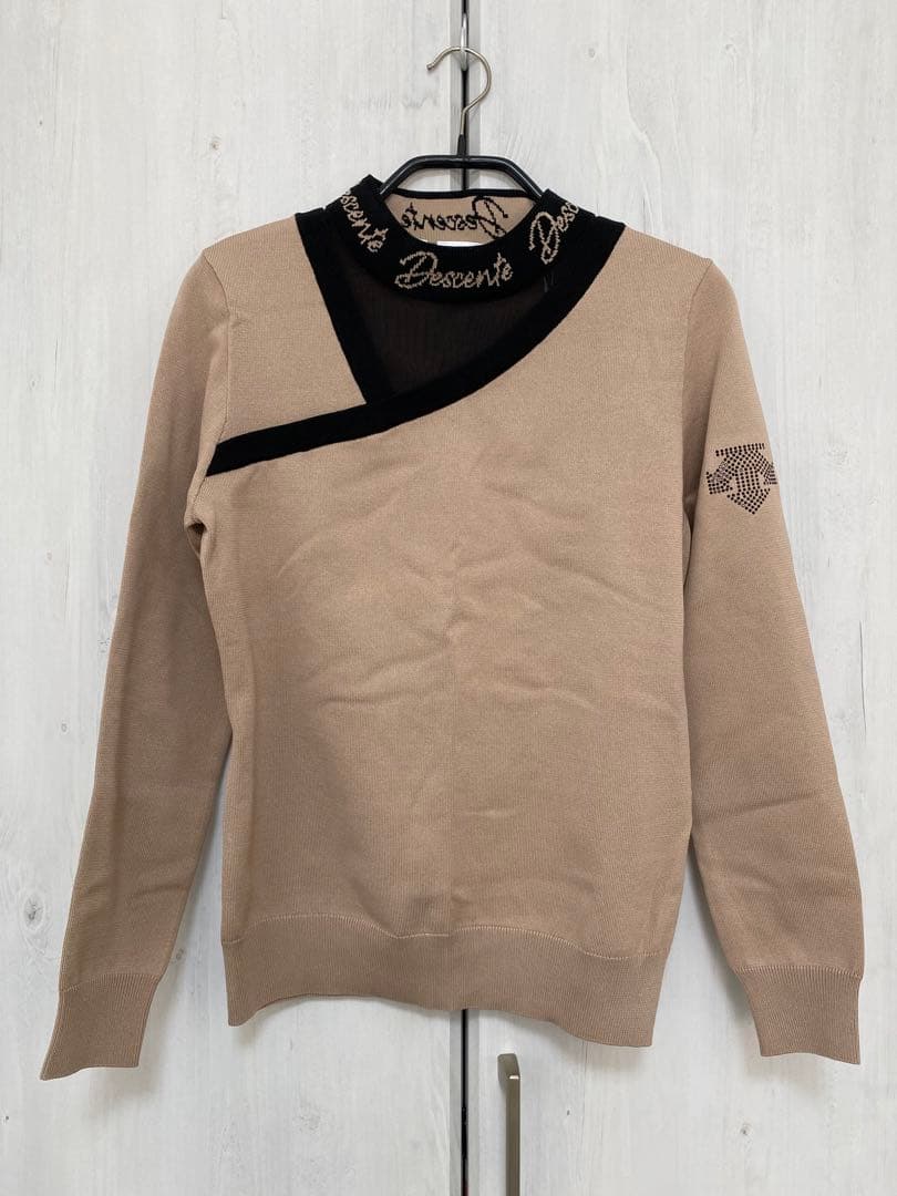 【新品】定価5.5万円 Descente デサント レディース ゴルフウェア