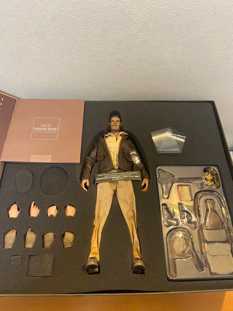 開封品 HOT TOYSインディアナジョーンズレイダース失われたアーク