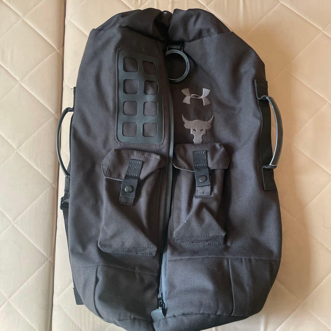 Under Armour ブラックバックパック IRON PARADISE