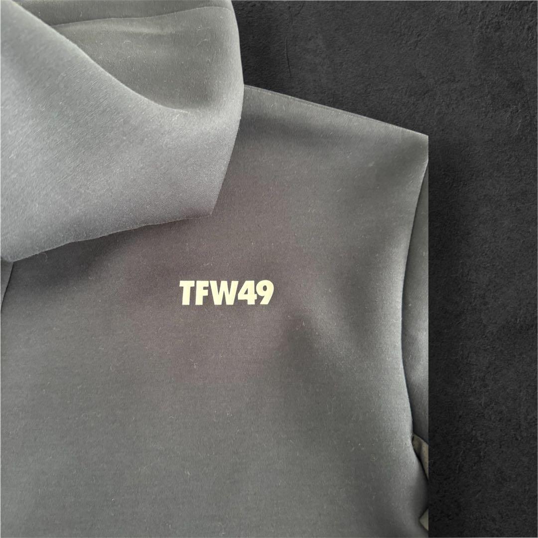 美品⭐️セットアップ⭐️TFW49 ネイビーMサイズ　上下　専用