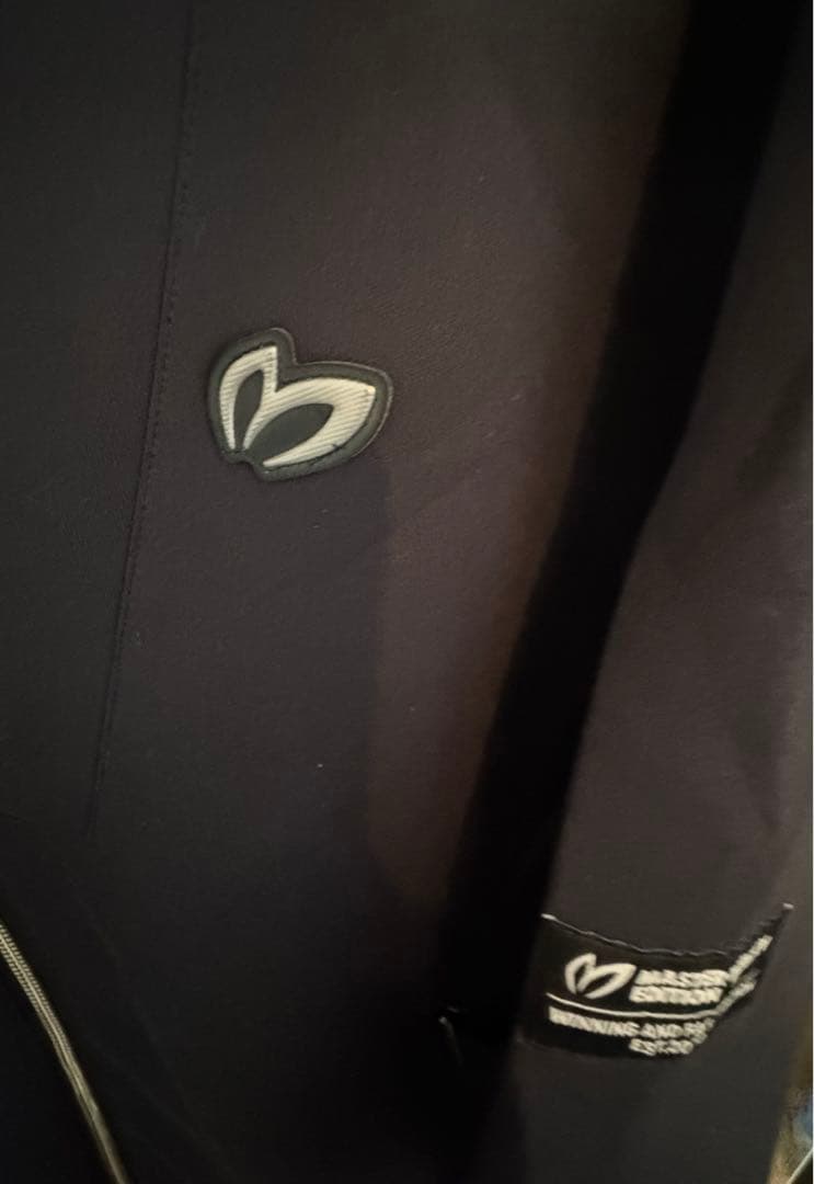 マスターバニー　MBE ブルゾン