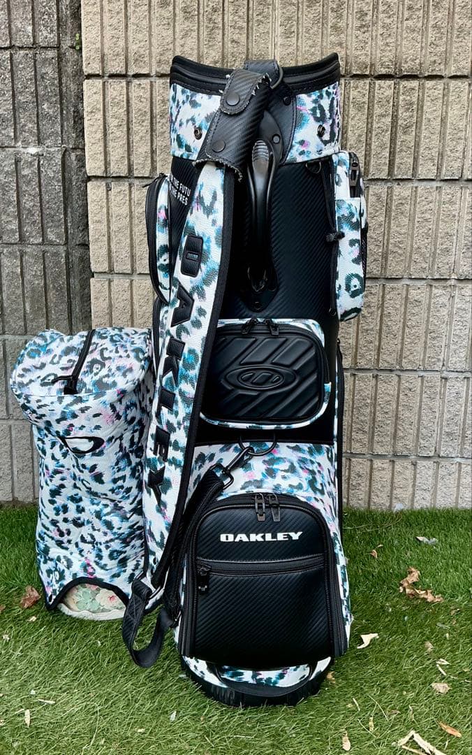 OAKLEY オークリーレオパード柄 キャディバッグ