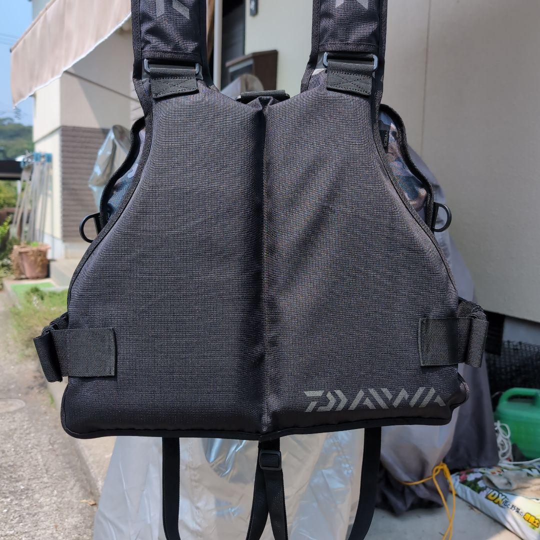 ゆきだるまさん専用 Daiwa フローティングベストDF-6406フリーサイズ