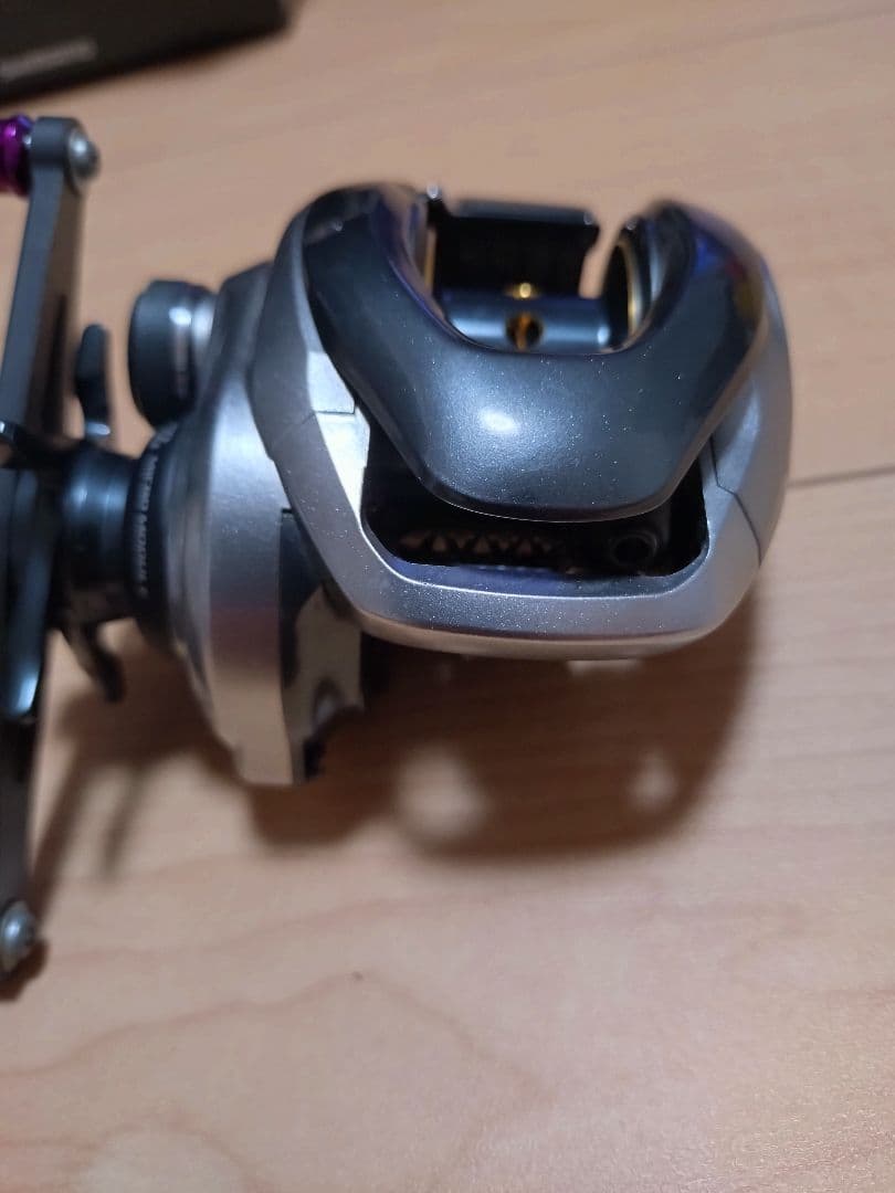 シマノ13メタニウム　ノーマルギア　ZPIハンドル付き